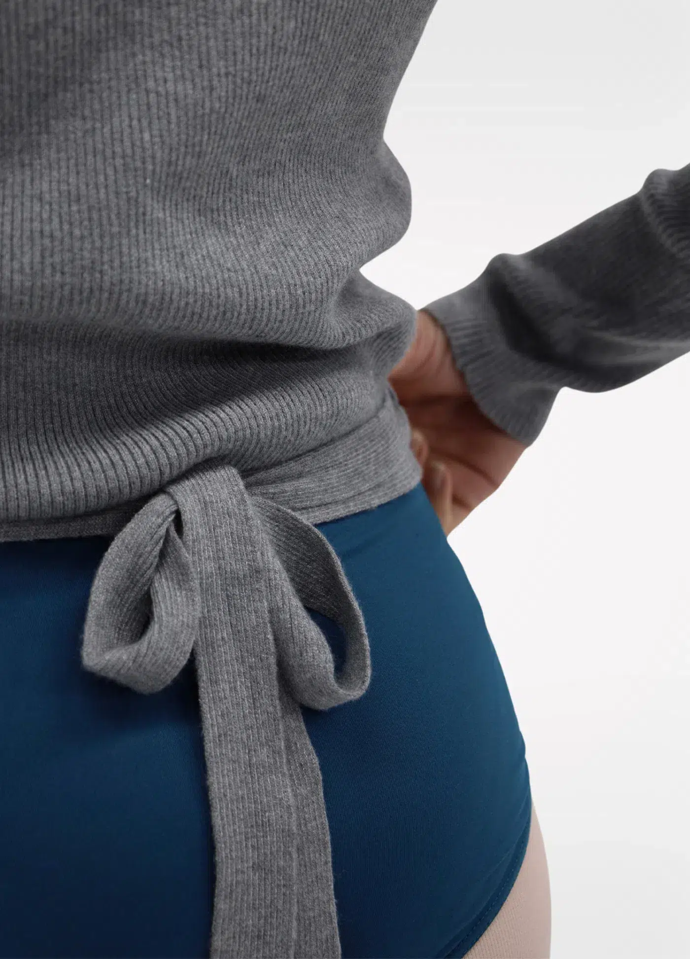 Bolero Manga Comprida com Amarração - Cinza-Capezio-Brasil