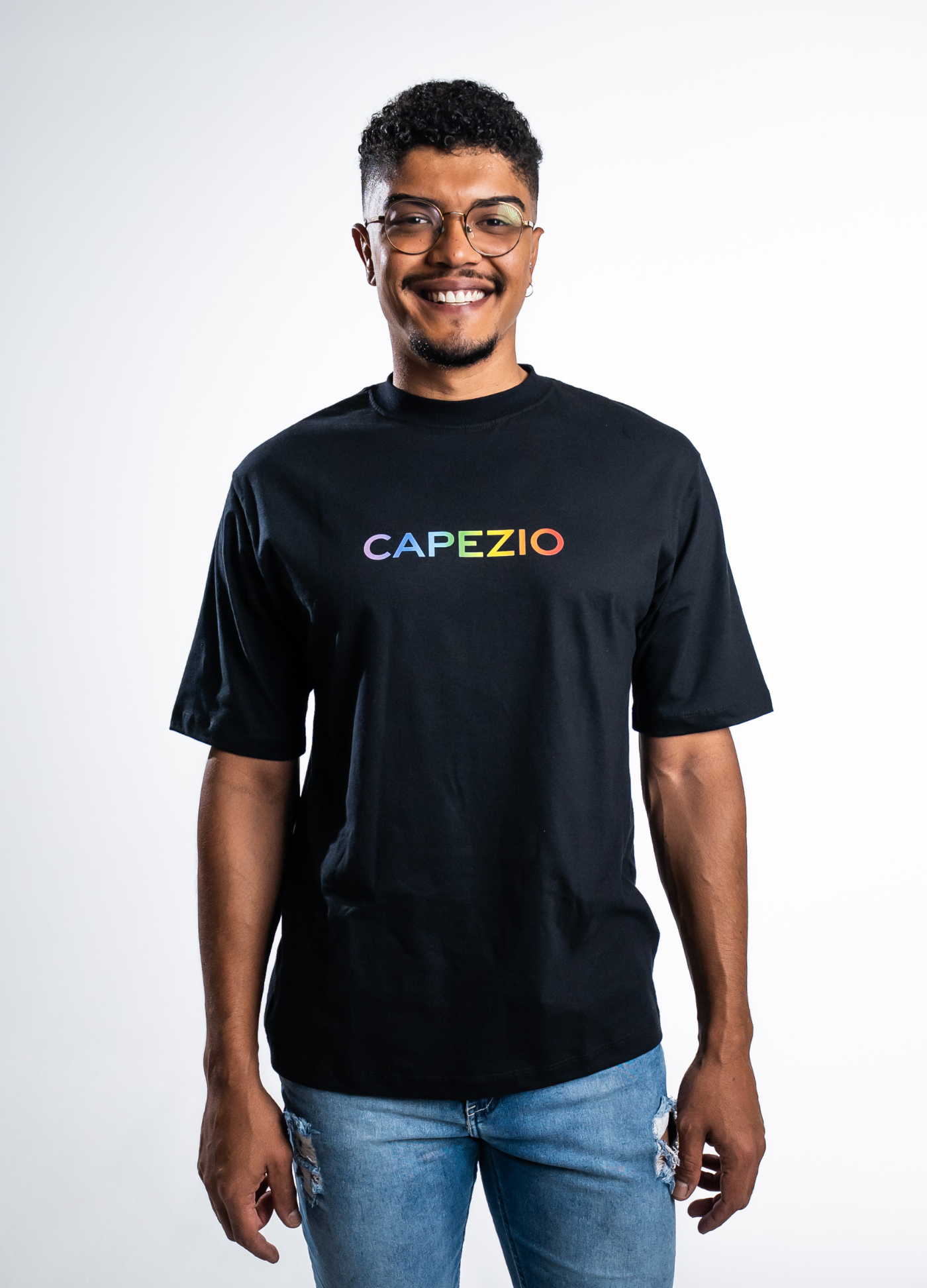 Camiseta Oversized Love Is - Heart-Vestuário-Capezio-Brasil