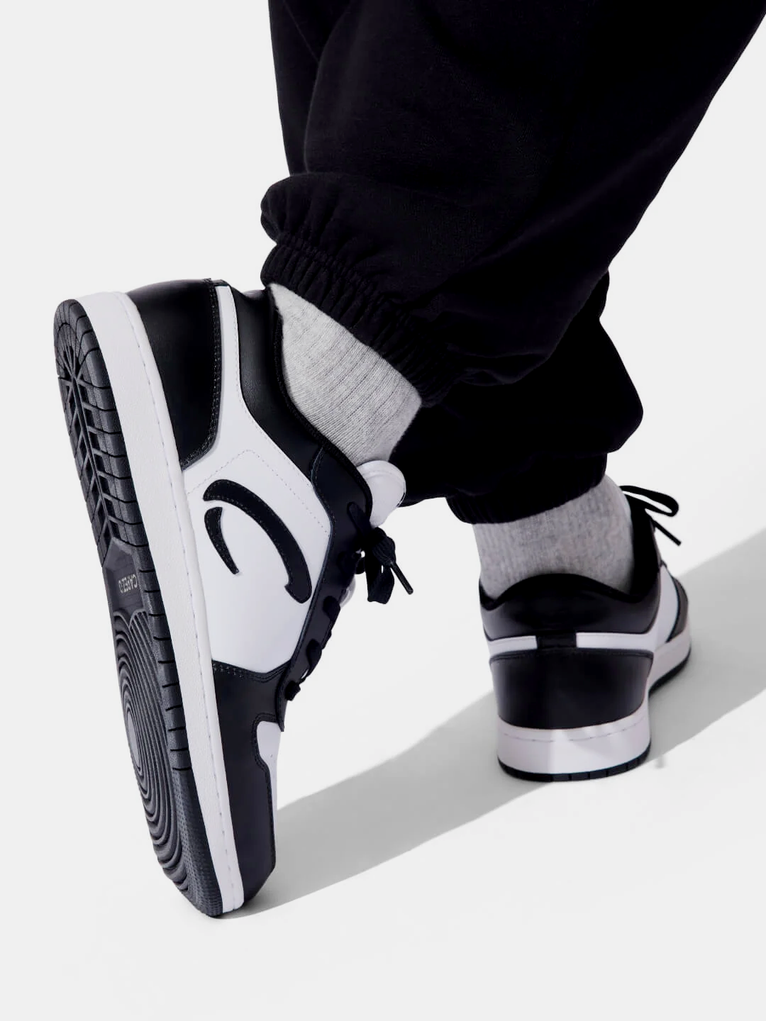 Ignite Dance Sneaker-FORVM COMERCIO EXTERIOR LTDA EPP-Capezio Brazil