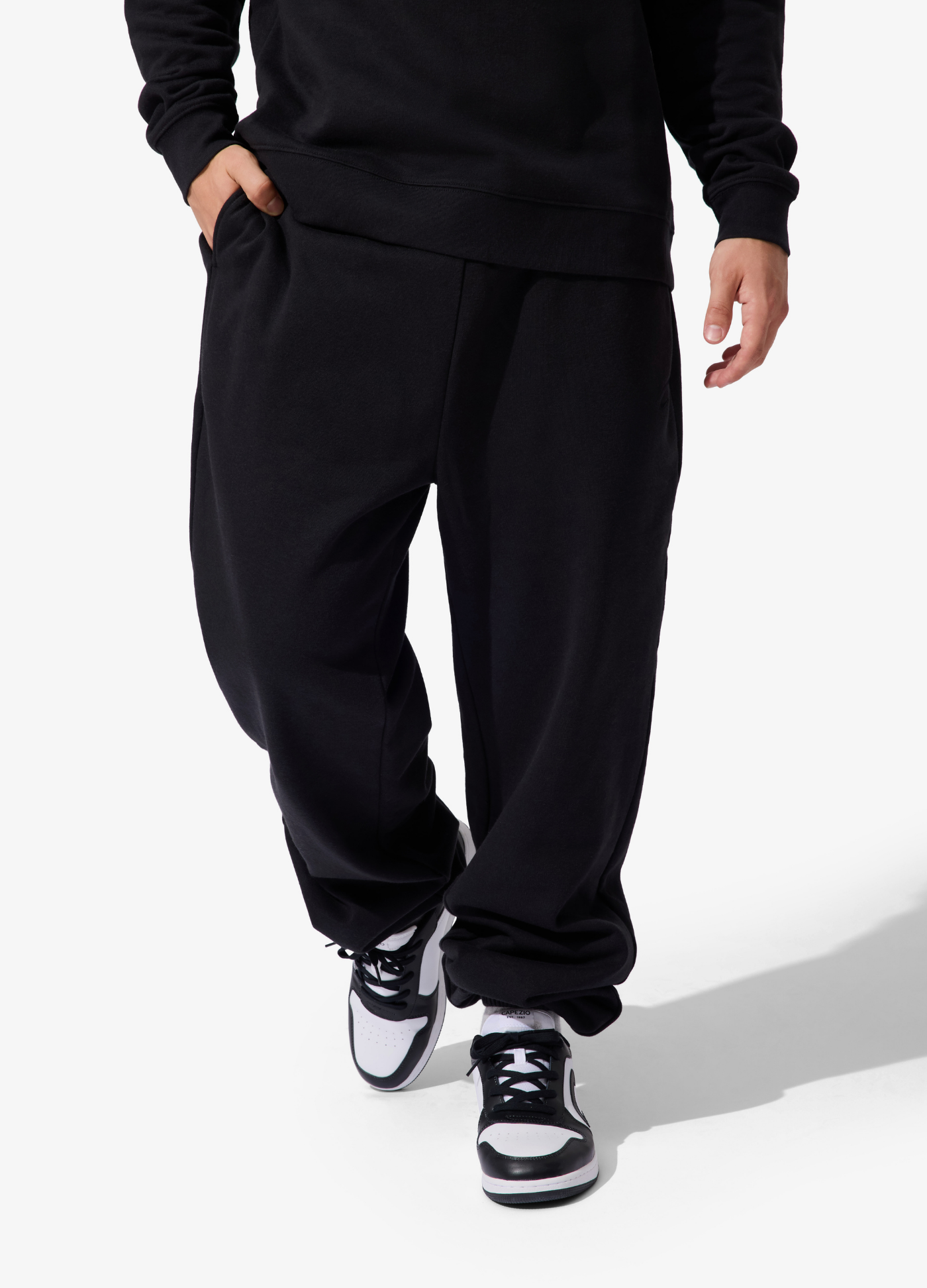 CALÇA DE MOLETOM CAPEZIO - PRETA