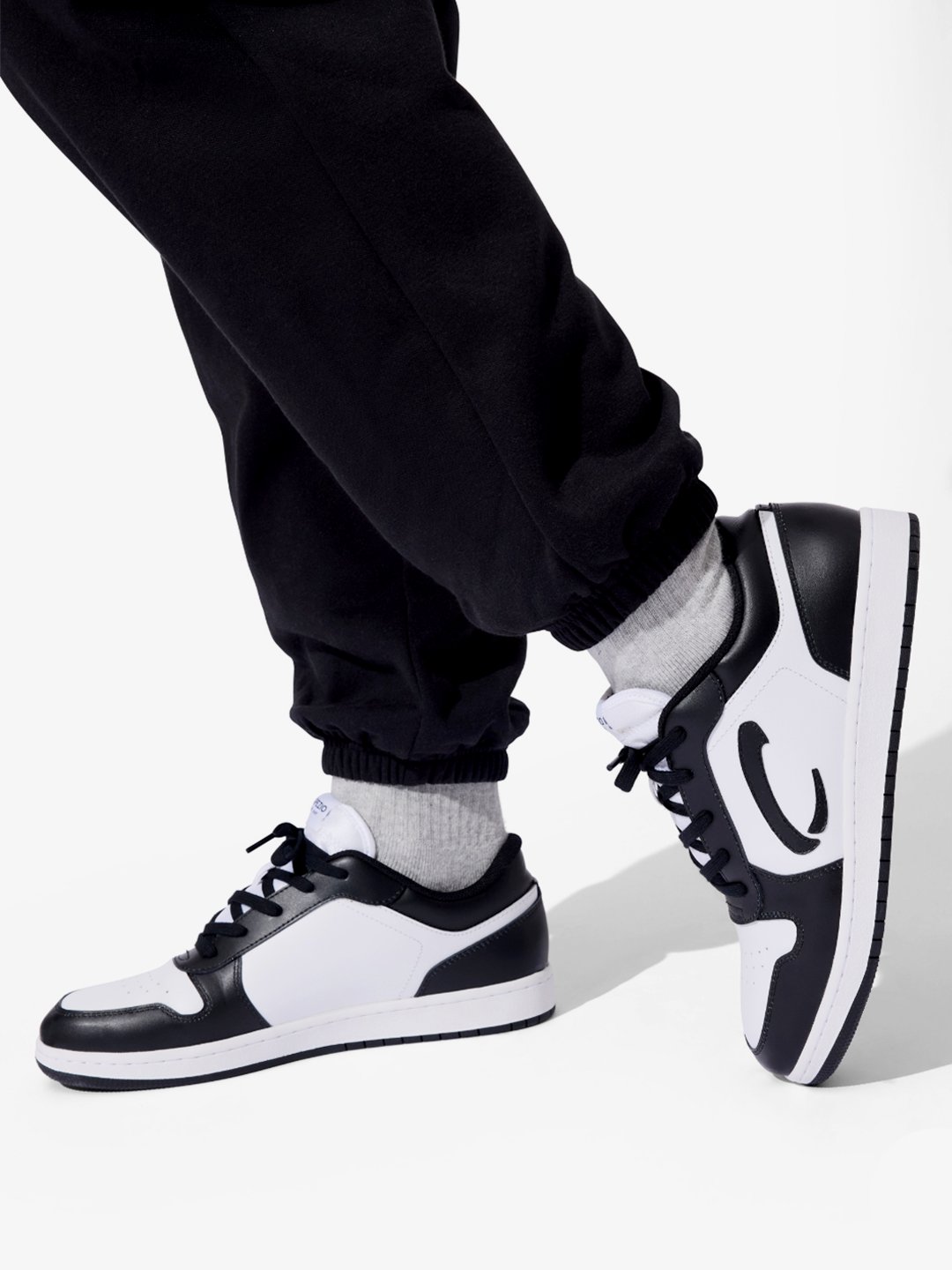 Ignite Dance Sneaker-FORVM COMERCIO EXTERIOR LTDA EPP-Capezio Brazil