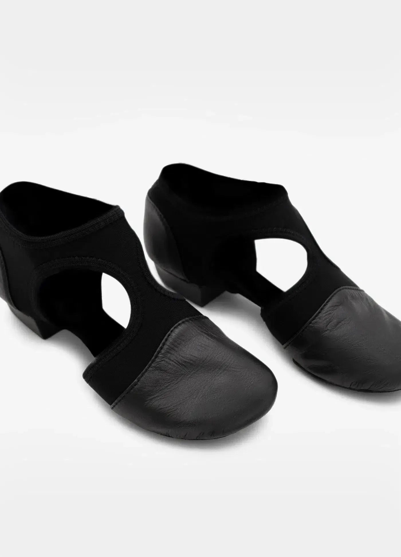 Pedini® Femme Preto-FORVM COMERCIO EXTERIOR LTDA EPP-BLACK-8-M-Capezio Brazil
