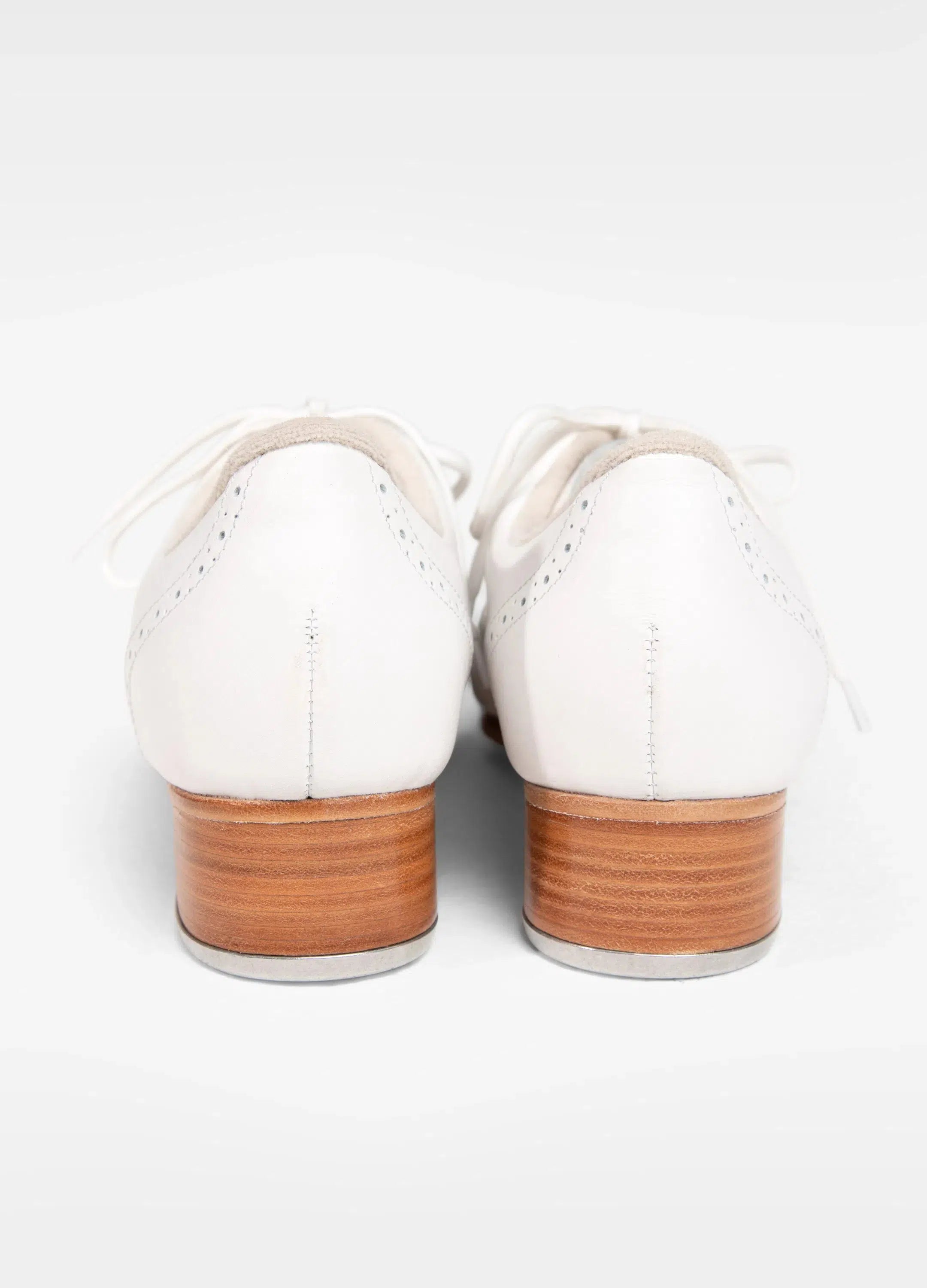 Roxy Tap - WHT-Calçados-capezio1887-Capezio Brazil