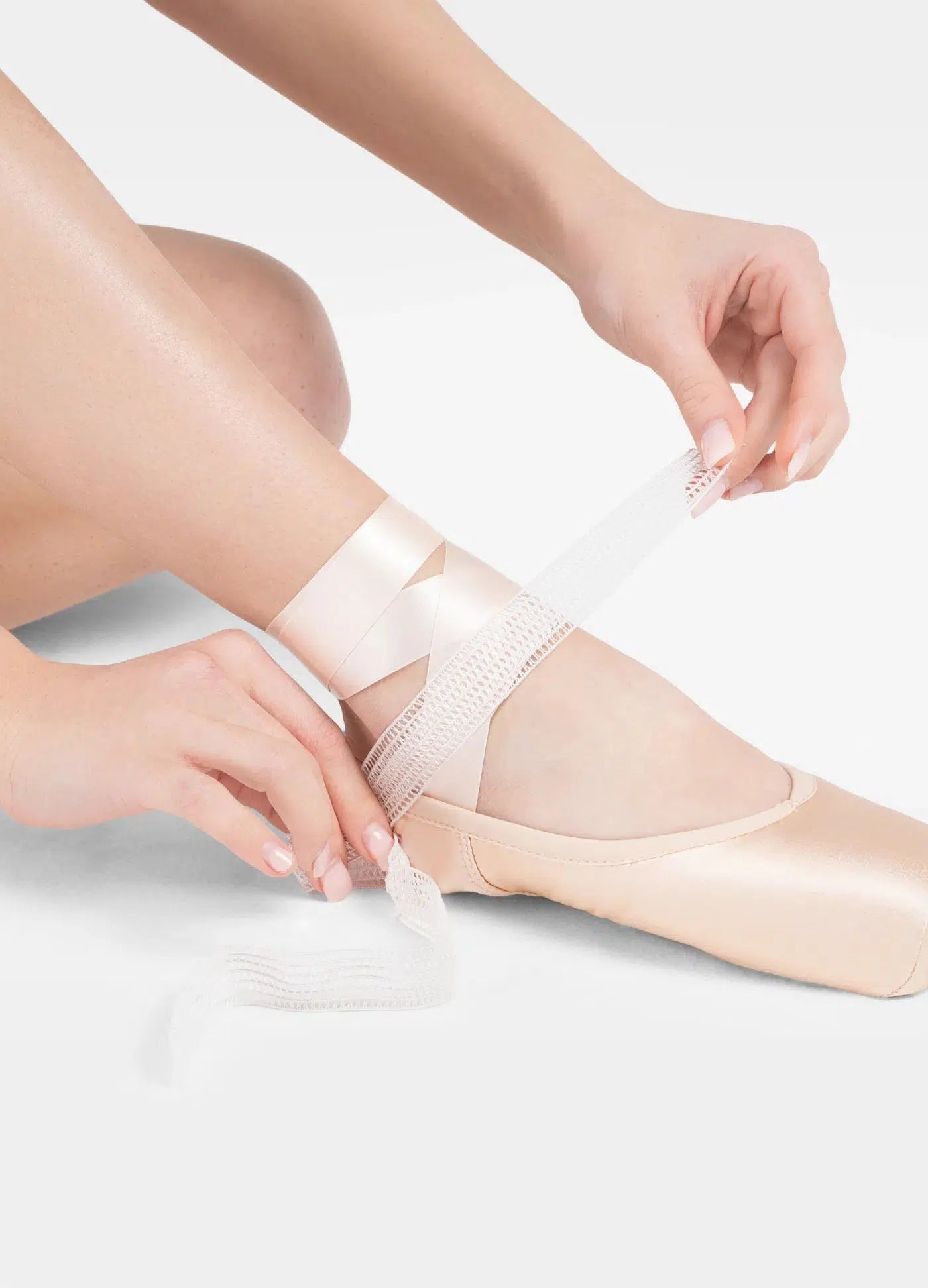 Stretching the Pointe™ - Fita Elástica para sapatilhas de ponta-Acessórios-capezio1887-Capezio Brazil